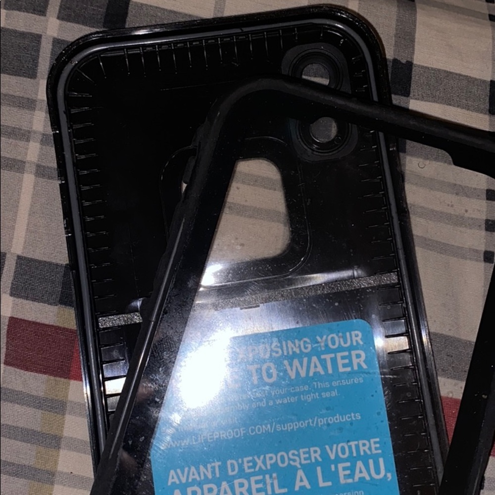 2 Iphone Xr Life Prof Case - image 2